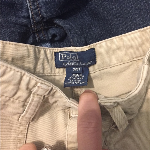 5 pairs of 3T pants! 4 Jeans/ 1 Khaki. Name Brand - Picture 3 of 7